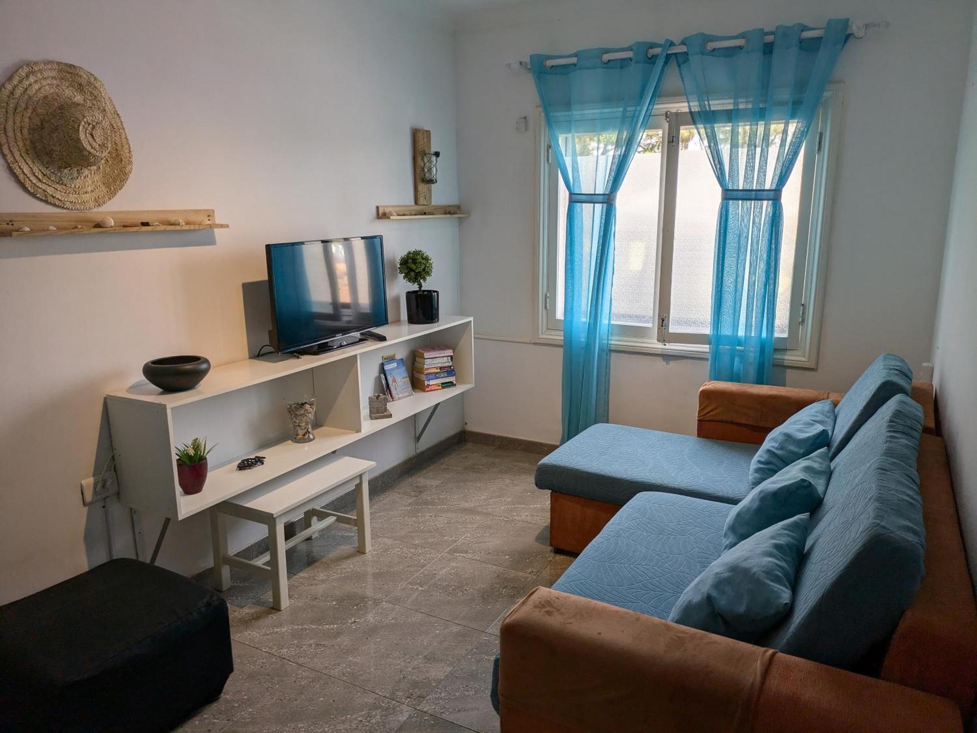 Burero Beach Stay - Comfy - Near Airport & Beaches El Burrero Quarto foto